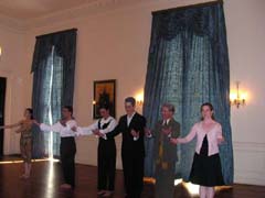 performers bow
